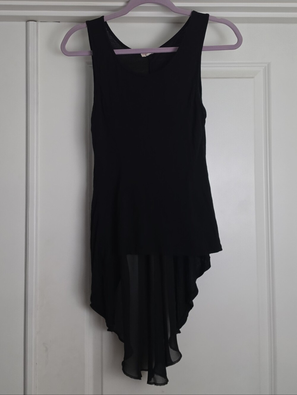 Zenana Outfitters Black High-Low Tank Top Size Medium